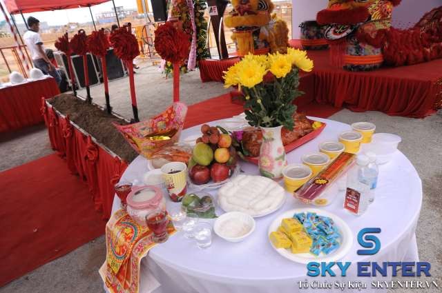 Tổ Chức Sự Kiện Khởi Công